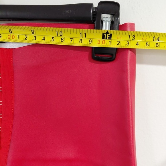 Red Faux Leather High Waist Leggings Hook and Eye Closure Women's 2XL - Picture 10 of 13